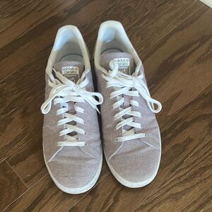 Adidas Pink and White Sneakers Low-Top Style